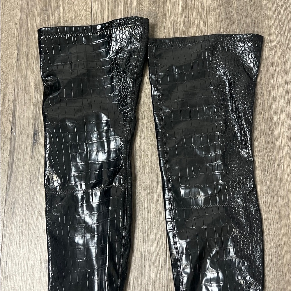 Forever 21 Black Croc Embossed Thigh High Over the Knee Boots Sz 10 - Picture 4 of 15